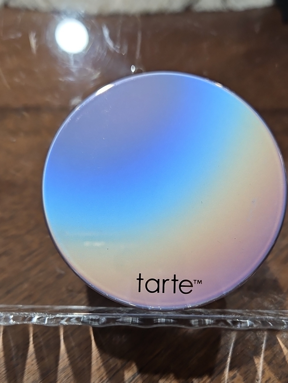 tarte Creaseless Translucent Setting Powder - Picture 4 of 9